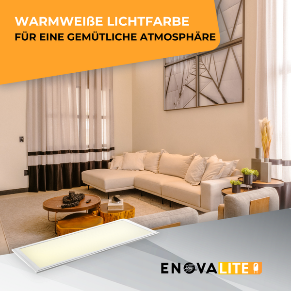 Wohnzimmer mit Sofa und EnovaLite LED-Panel für warme, gemütliche Atmosphäre