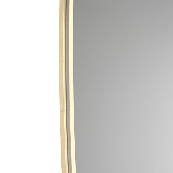 Detailansicht eines Spiegels mit Holzrahmen