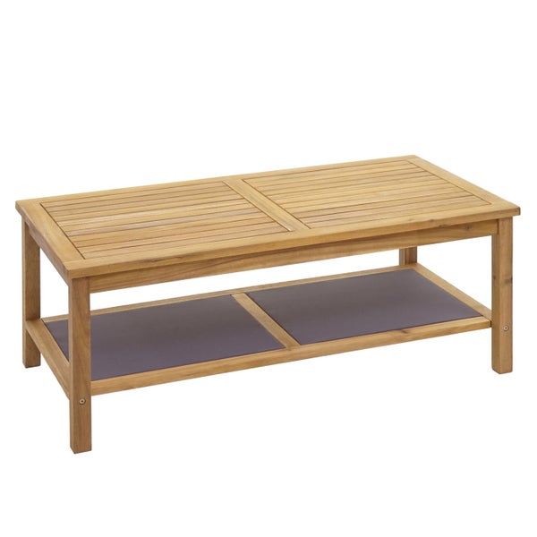 Rechteckiger Loungetisch aus Holz mit Lamellenoberfläche und einer praktischen Ablagefläche.