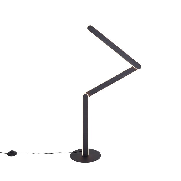 Schwarze LED-Stehleuchte in minimalistischem, geometrischem Design mit verstellbaren Armen.
