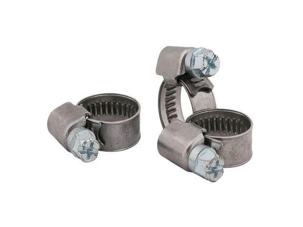 Schlauchschellen aus Metall mit Schneckenantrieb und Schraube für sichere Schlauchverbindungen.