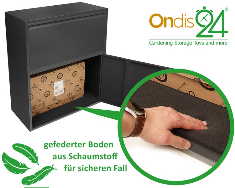 Hängelampe mit vier Leuchten und einem Rahmen aus Metall