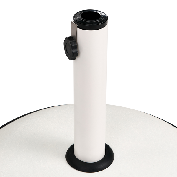Sonnenschirmständer mit weißem Rohr und schwarzer Feststellschraube auf runder Basis.
