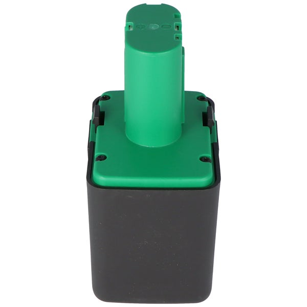Ersatzakkumulator für Elektrowerkzeuge in Grün und Schwarz mit Stecksystem.
