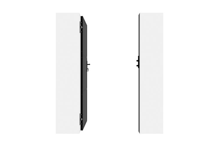 Geöffnete und geschlossene einflügelige Außentür