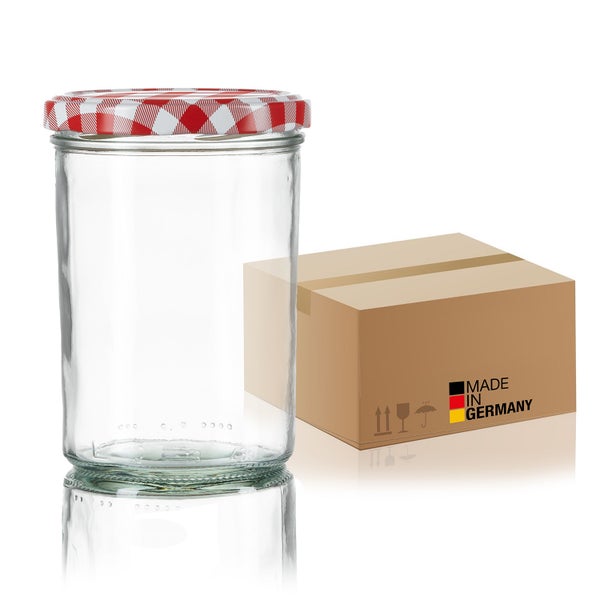 Einmachglas mit rot-weiß kariertem Deckel und Karton mit dem Aufdruck Made in Germany
