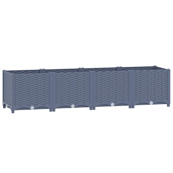 Langer, geflochtener Pflanzkasten für den Garten oder die Terrasse