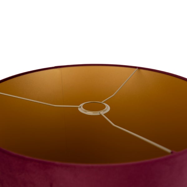 Innenansicht eines Lampenschirms mit Fassung