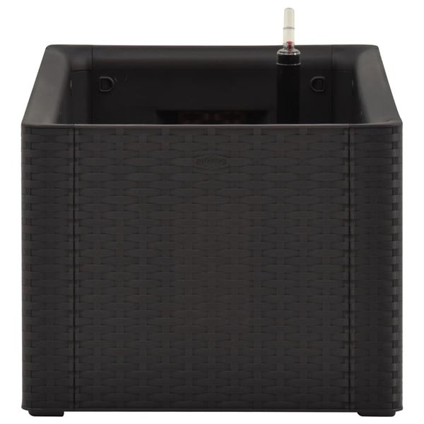 Spezifikationen einer Duschkabine mit Maßen und Einstellmöglichkeiten für den Wandabstand.