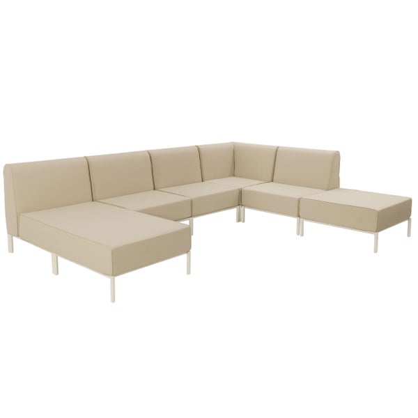 Modulare Gartenlounge in U-Form mit beigen Polstern und weißem Metallgestell.
