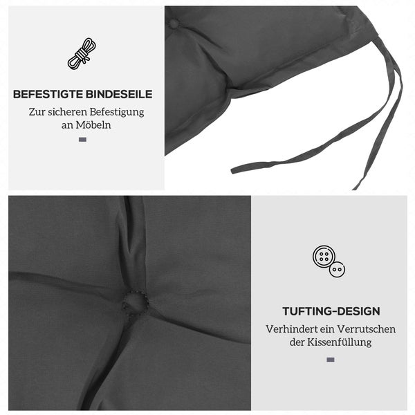 Eckbadewanne mit Armaturen und Kopfstützen