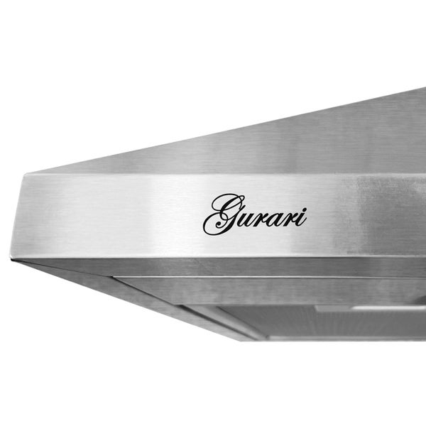 Gurari Logo auf einer Dunstabzugshaube aus Edelstahl.