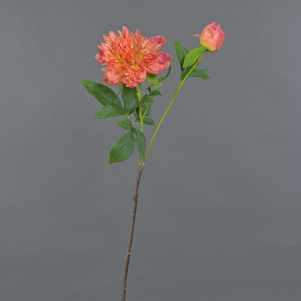 Künstliche Pfingstrose in Lachsfarbe mit einer Blüte, einer Knospe und grünen Blättern.