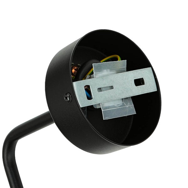 Detailaufnahme der schwarzen Wandleuchte mit Montagevorrichtung