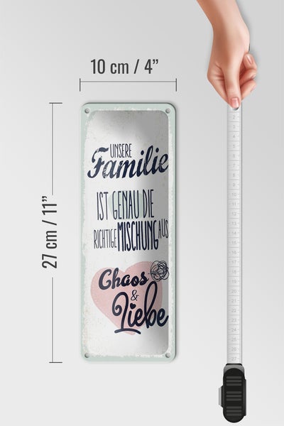 Blechschild Spruch Unsere Familie Chaos Liebe Herz 10x27cm