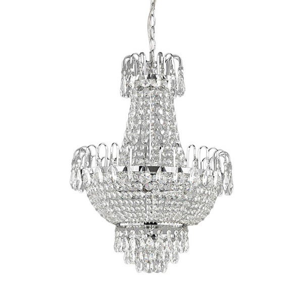 Kronleuchter mit vielen klaren Glaskristallen und einer Aufhängung aus verchromtem Metall.