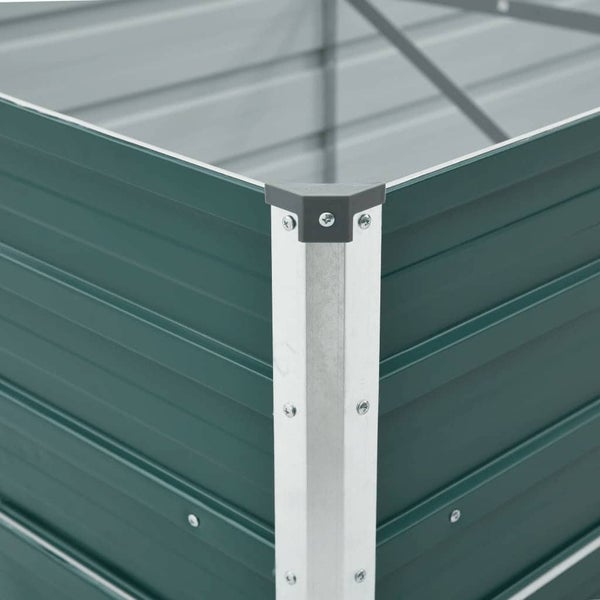 Detailansicht eines Hochbeets mit Metallecken und Schrauben