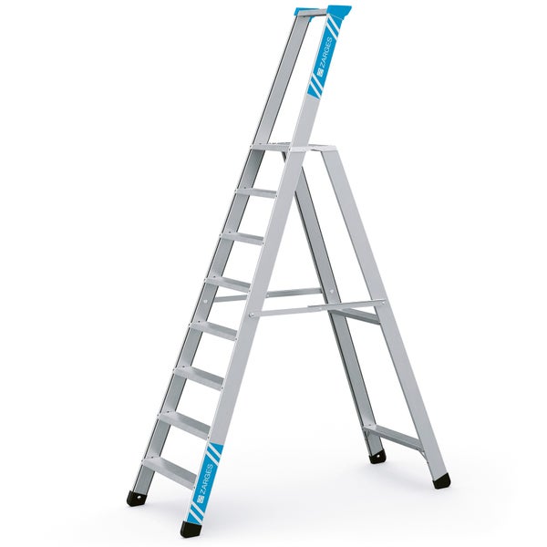Aluminium Stufenleiter mit sieben Stufen und Zarges Logo