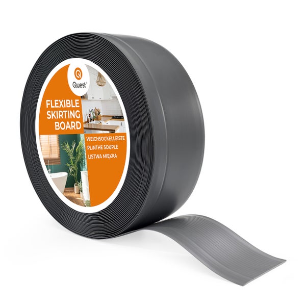 Flexibles Sockelleistenprofil aus Kunststoff, 70 Millimeter hoch, 20 Millimeter tief, in verschiedenen Längen von 1 bis 25 Meter erhältlich.
