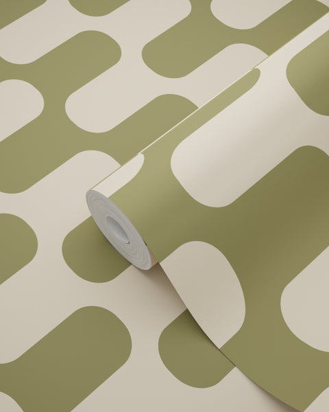 Vliestapete mit großem retro-geometrischem Muster aus abgerundeten Formen in Olivgrün und Beige.