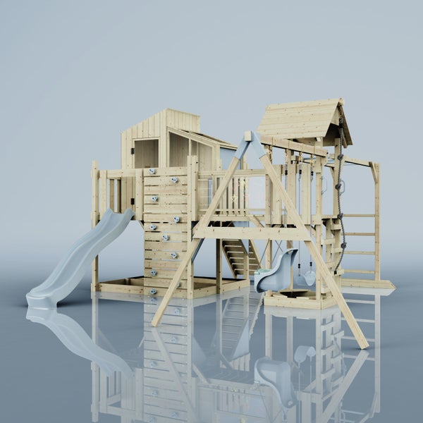 Holzspielplatz mit Rutsche, Schaukel und Kletterwand