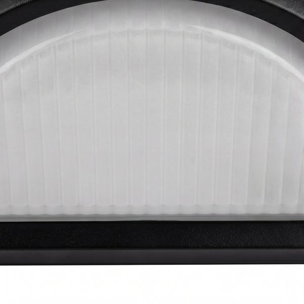 Nahaufnahme einer Außenleuchte mit Bewegungsmelder