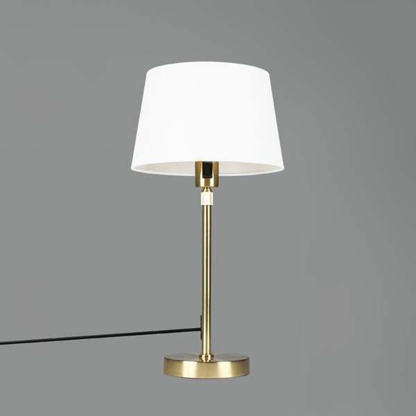 Tischleuchte mit weißem Lampenschirm und goldenem Fuß