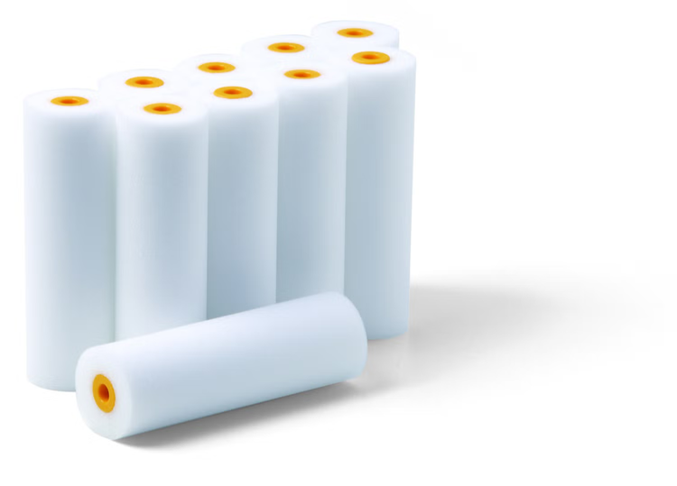 Set aus zehn Schaumstoff Farbwalzen als Ersatzrollen für Lackierarbeiten.
