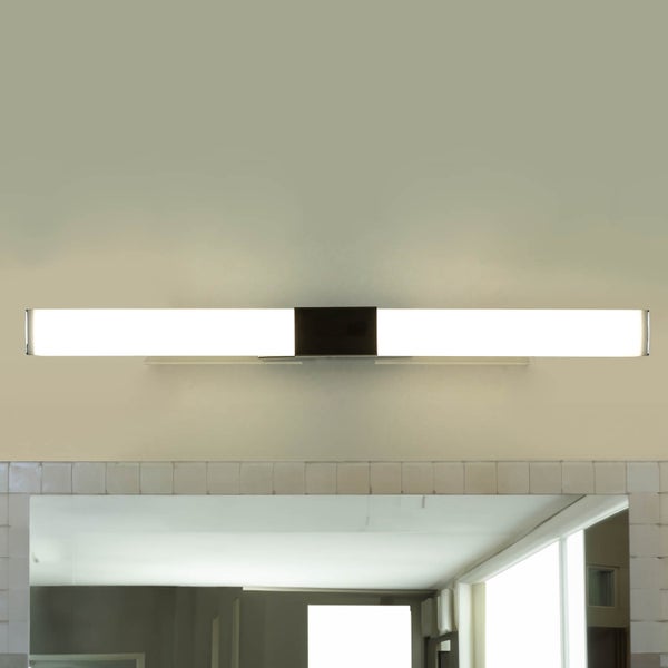 Moderne LED Spiegelleuchte in länglicher Form zur Wandmontage über dem Badezimmerspiegel