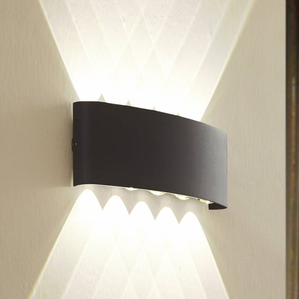 Lindby LED Wandleuchte außen Ithan (spritzwassergeschützt (Modern) in Schwarz aus Aluminium (5 flammig, ) - Außenwandleuchten Wandlampe Led Außenlampe Outdoor für Außenwand/Hauswand