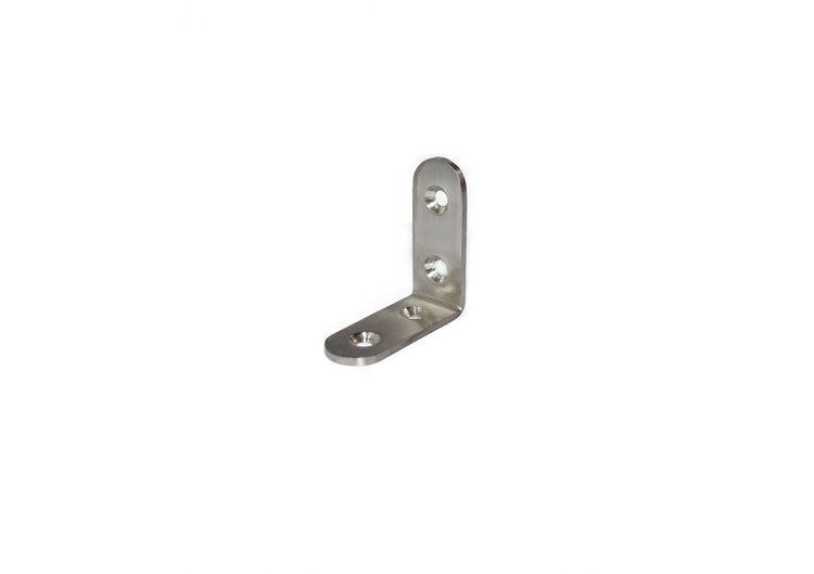 Winkelverbinder aus Edelstahl mit Senkbohrungen zur stabilen Verbindung von Bauteilen.
