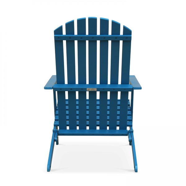 Rückansicht eines blauen Adirondack Gartenstuhls aus Holz mit FSC Siegel für verantwortungsvolle Waldwirtschaft und Rückenlehne aus Latten.