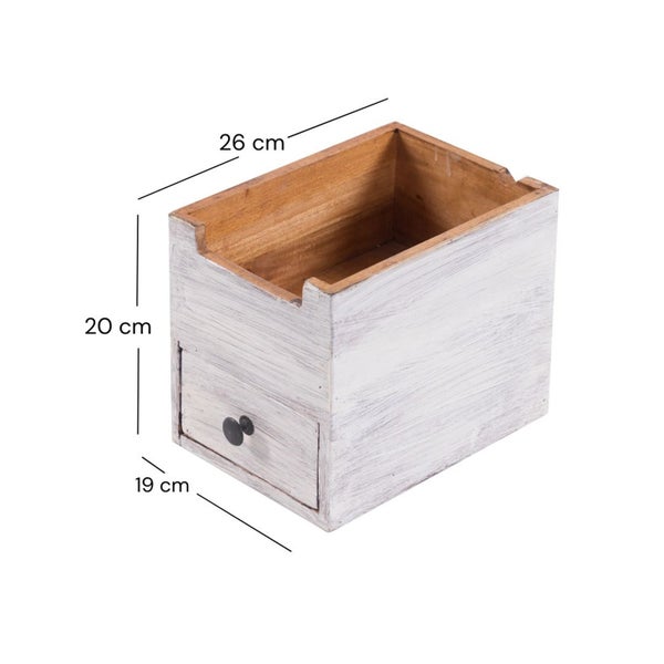 Holzkiste mit Schublade in weiß gewaschener Optik, 26 Zentimeter Länge, 20 Zentimeter Höhe und 19 Zentimeter Breite.
