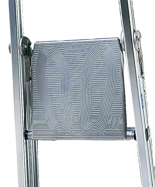 Trittfläche einer Leiter mit Fußabdruckmuster