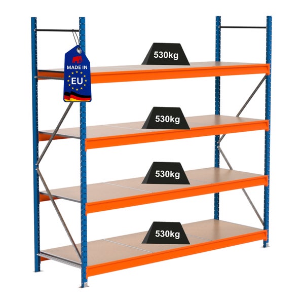 Regal mit vier Ebenen und einer Traglast von 530 Kilogramm pro Ebene sowie Made in EU Kennzeichen.