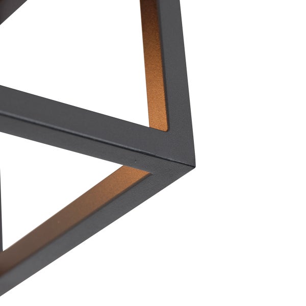 Detailansicht einer geometrischen Pendelleuchte