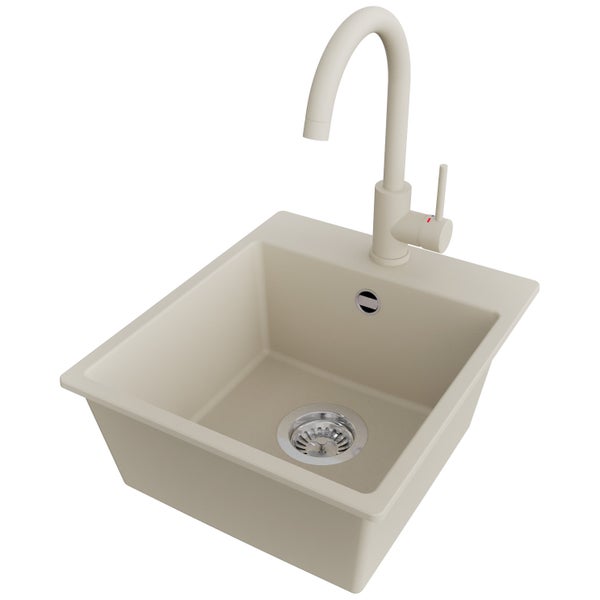 Spültisch mit Armatur