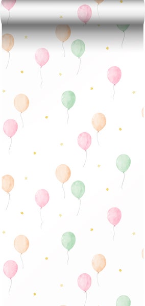 Kindertapete auf Rolle mit Aquarell-Luftballons und kleinen Sternen.