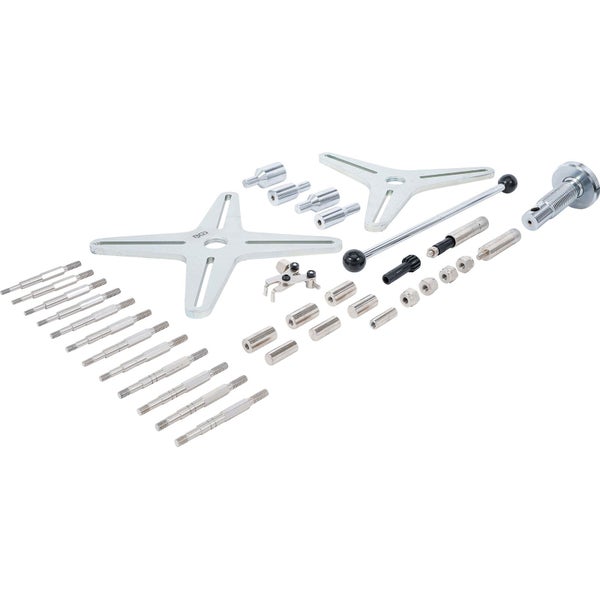 Werkzeugsatz für die Kfz-Reparatur mit verschiedenen Werkzeugen und Adaptern