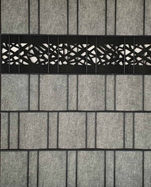 Schallabsorbierendes Wandpaneel mit dekorativem Ausschnitt für Innenausstattung