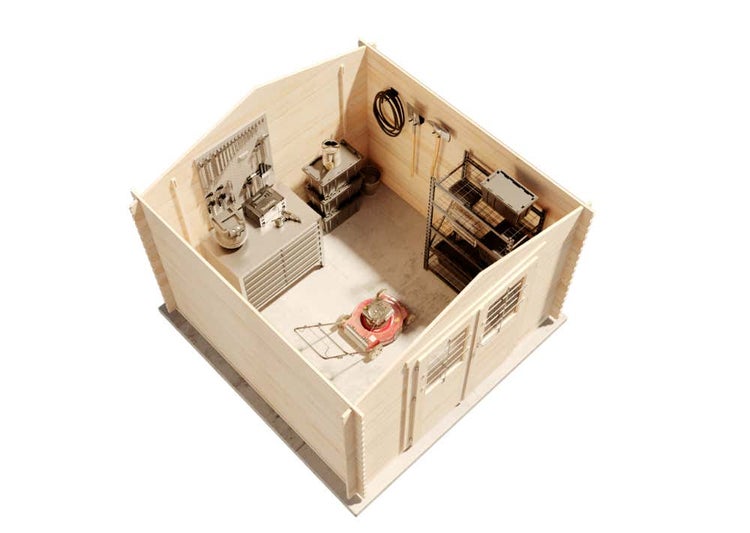 Innenansicht eines organisierten Gartenhauses aus Holz mit Werkbank, Metallregal, Rasenmäher und Werkzeugen auf grauem Boden.