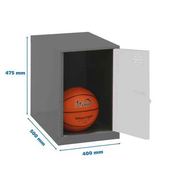 Grauer Stahlschrank mit offener Tür und den Maßen 475 x 500 x 400 Millimeter.
