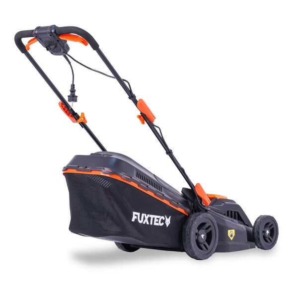 Fuxtec Elektro-Rasenmäher mit Fangkorb und Netzanschlusskabel.