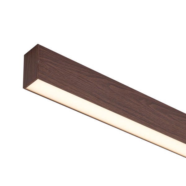 Lineare LED Pendelleuchte in Holzoptik mit rechteckigem Profil zur modernen Innenbeleuchtung