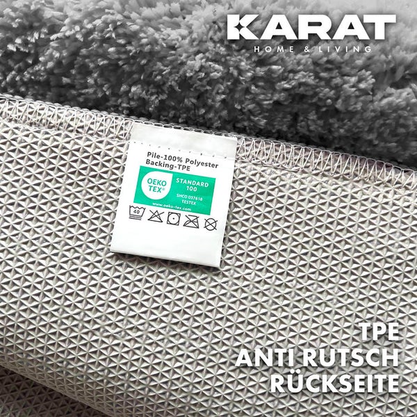 Rückseite eines Teppichs mit Anti-Rutsch-Beschichtung und OEKO-TEX Standard 100 Siegel