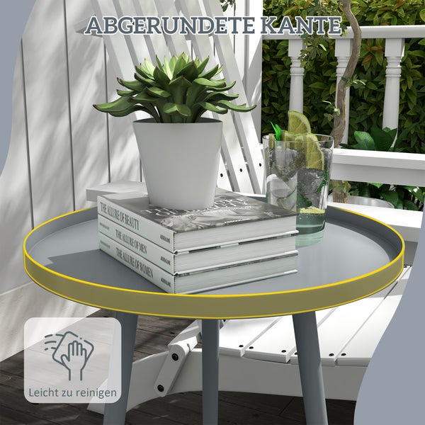 Kleiner runder Beistelltisch auf einem Balkon mit abgerundeter Kante. Auf dem Tisch stehen Bücher, eine Pflanze und ein Getränk. Leicht zu reinigen.