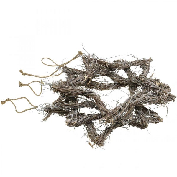 Dekostern aus Ästen mit Aufhänger