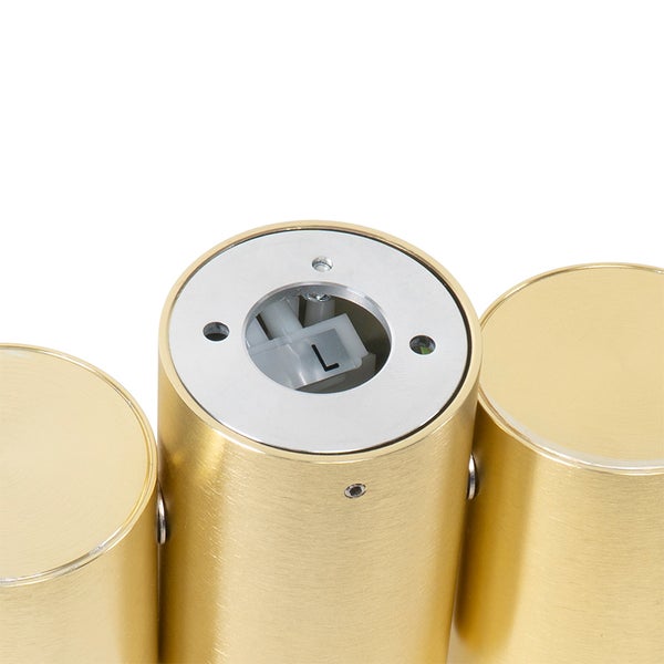 Detailansicht einer LED-Deckenleuchte aus Metall