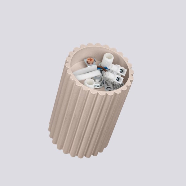 Aufputz-Anschlussdose mit Installationsmaterial