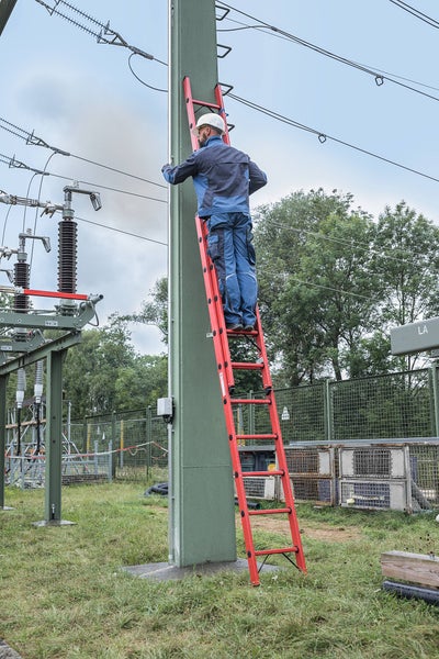 PROREGAL Sprossen-Schiebeleiter GFK 2-Teilig Ohne Traverse 2 x 12 Sprossen